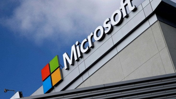 Microsoft 365 è in down. Outlook inaccessibile, segnalati problemi anche in Italia