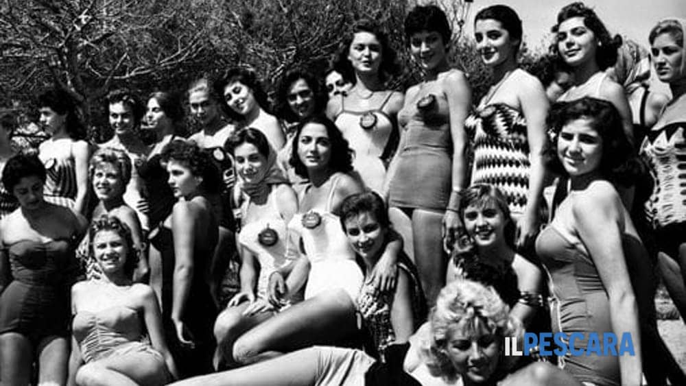 foto-di-gruppo-delle-finaliste-di-miss-italia-1957-a-pescara.jpg