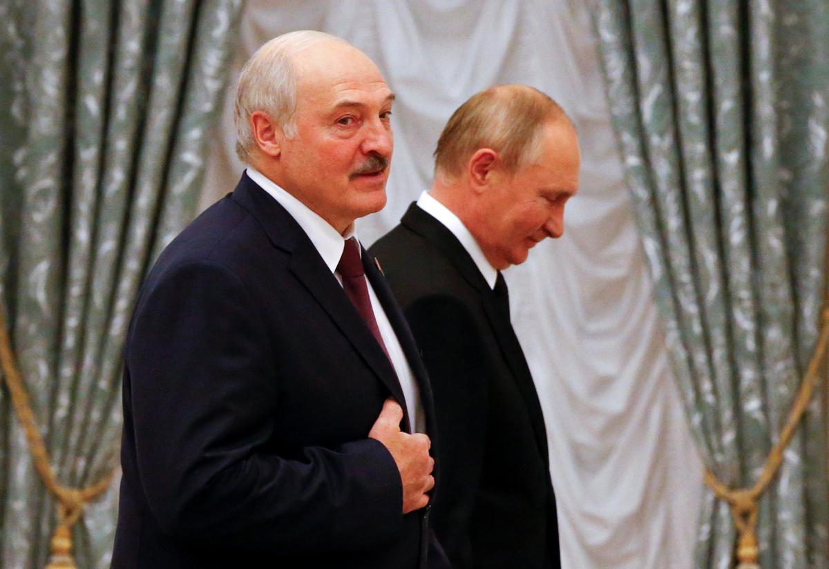 Lukashenko comprende la minaccia alla sua vita che viene da Putin / foto REUTERS