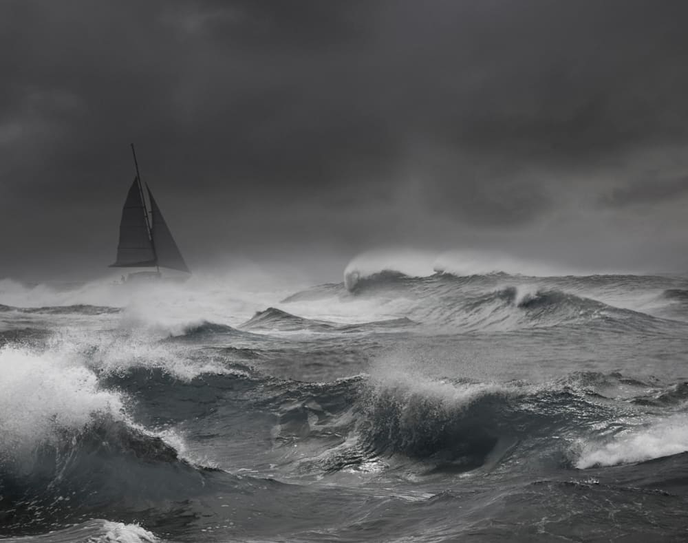 vele-nella-tempesta
