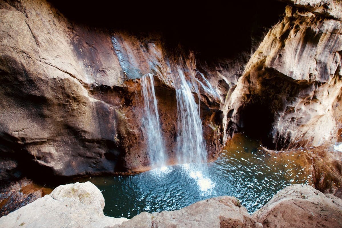 Cascata-Grotte-di-San-Canziano.jpeg