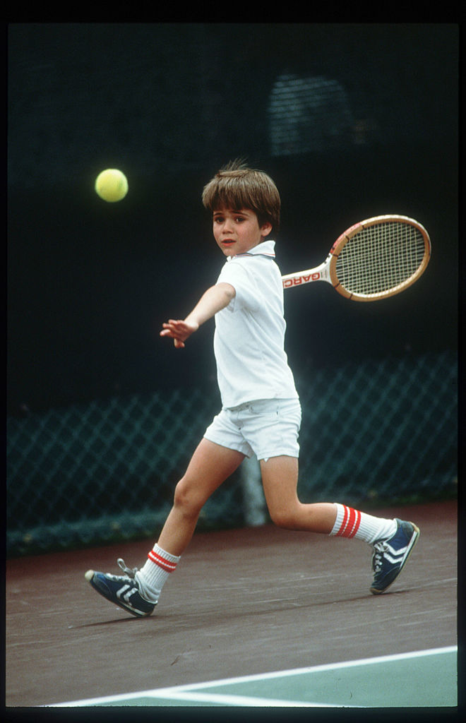 andre-agassi-bambino-GettyImages-51060382.jpg