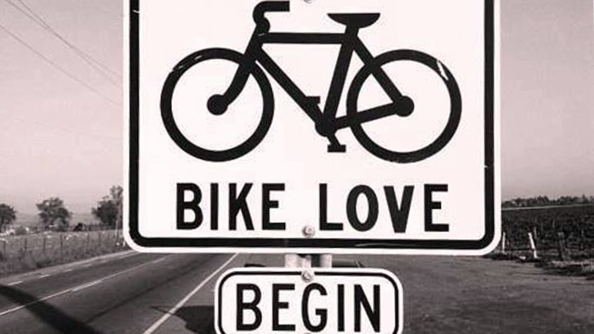 bike-love-couple-romance-valentines-e1604929618349.jpg